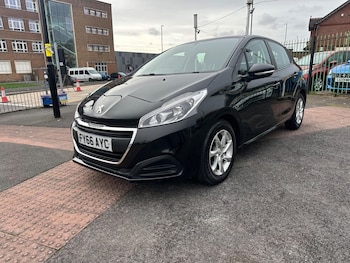 Used Peugeot 208 2016 for sale - 77737318: Photo