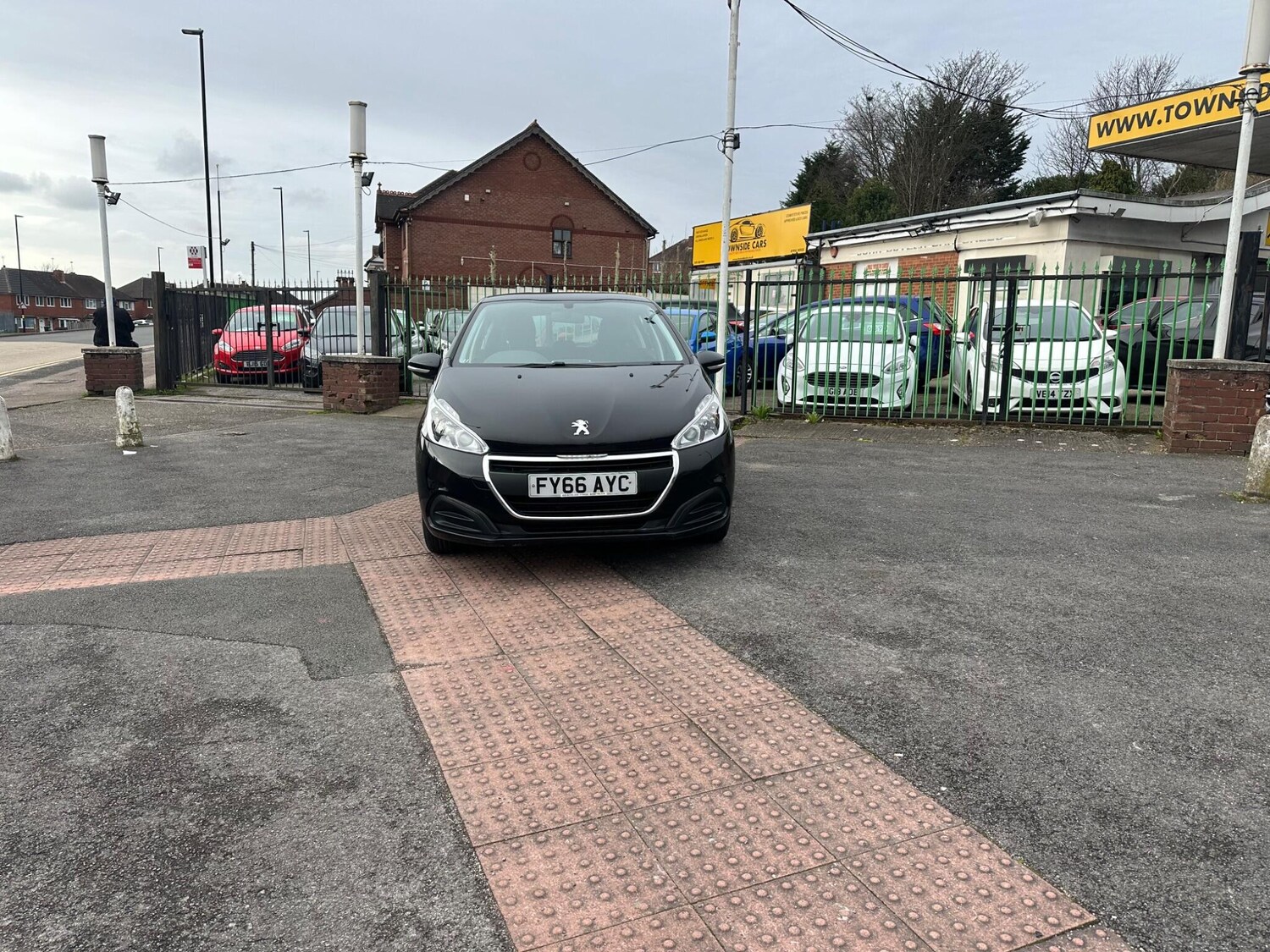 Used Peugeot 208 for sale - 77737318: Photo 6