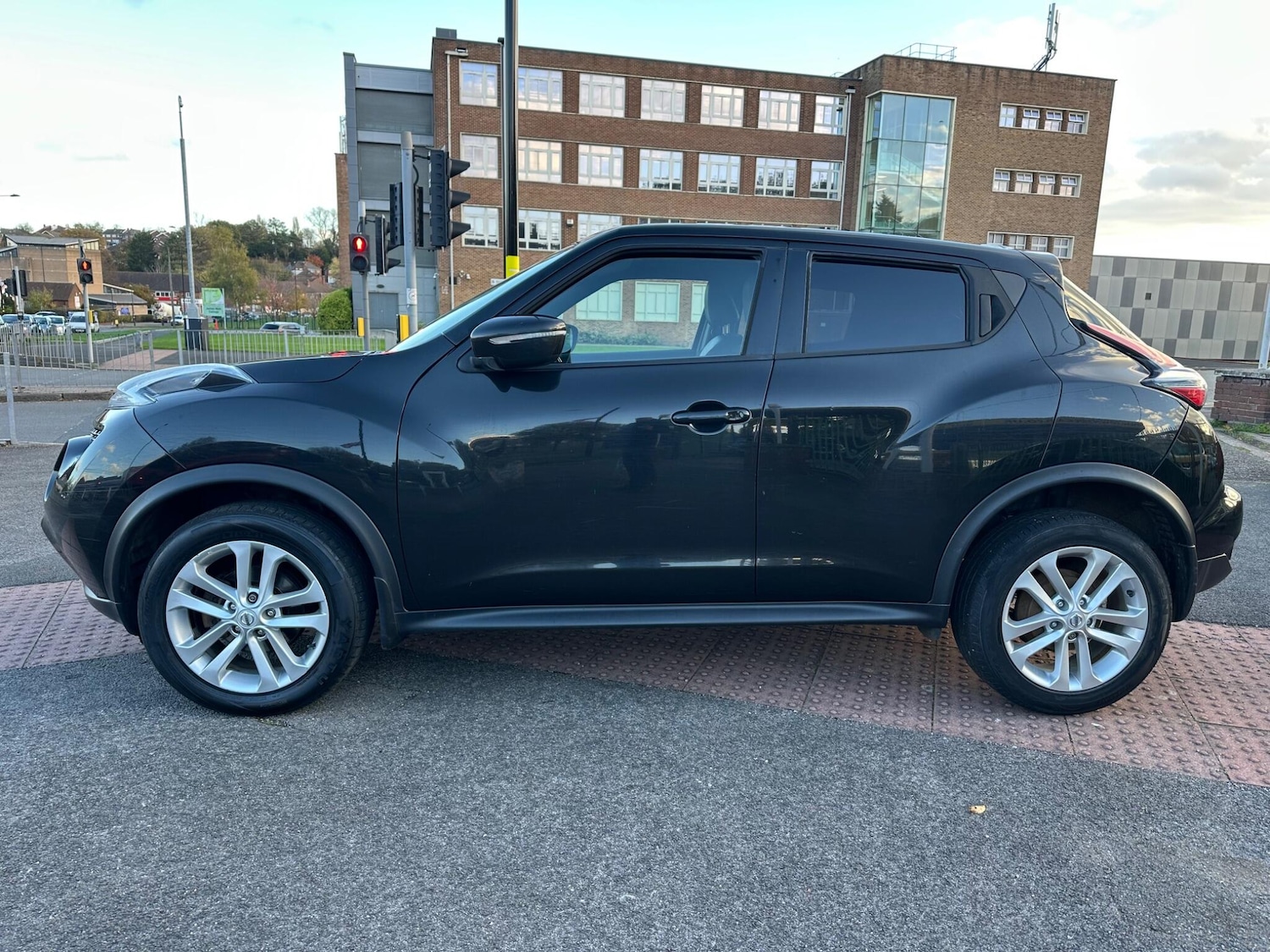 Used Nissan Juke 2017 for sale - 76398296: Photo 8