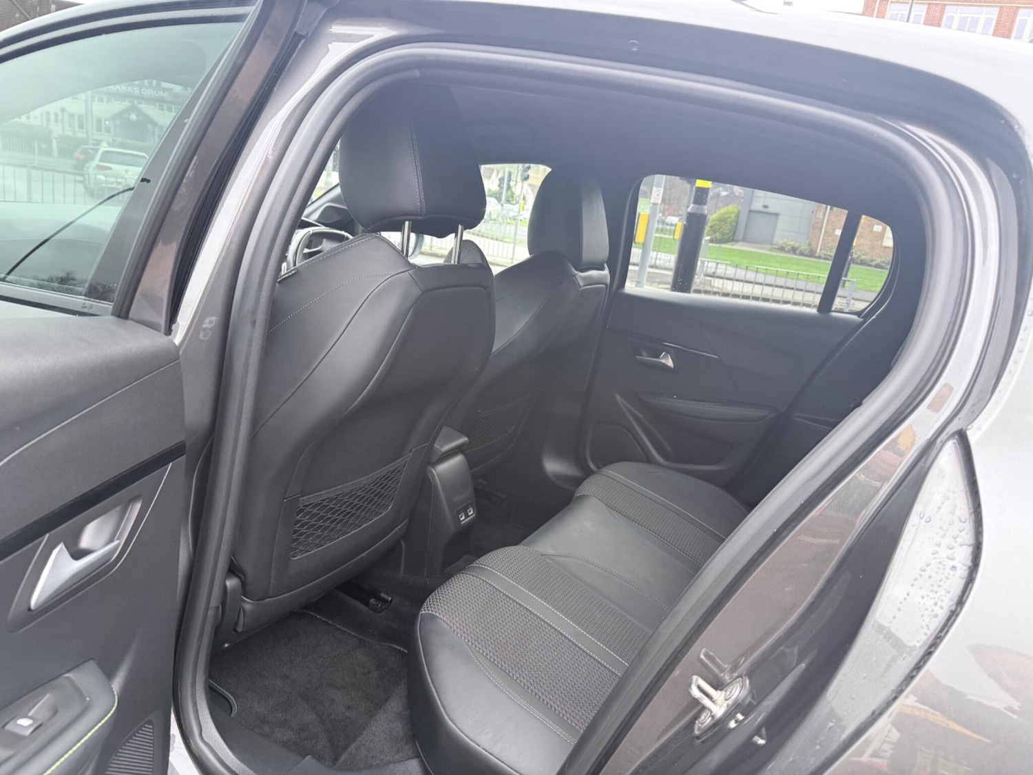 Used Peugeot 208 2021 for sale - 77320390: Photo 30