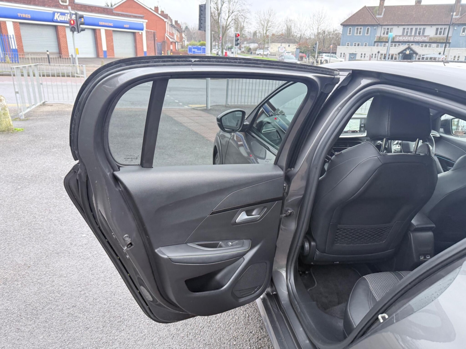 Used Peugeot 208 2021 for sale - 77320390: Photo 33