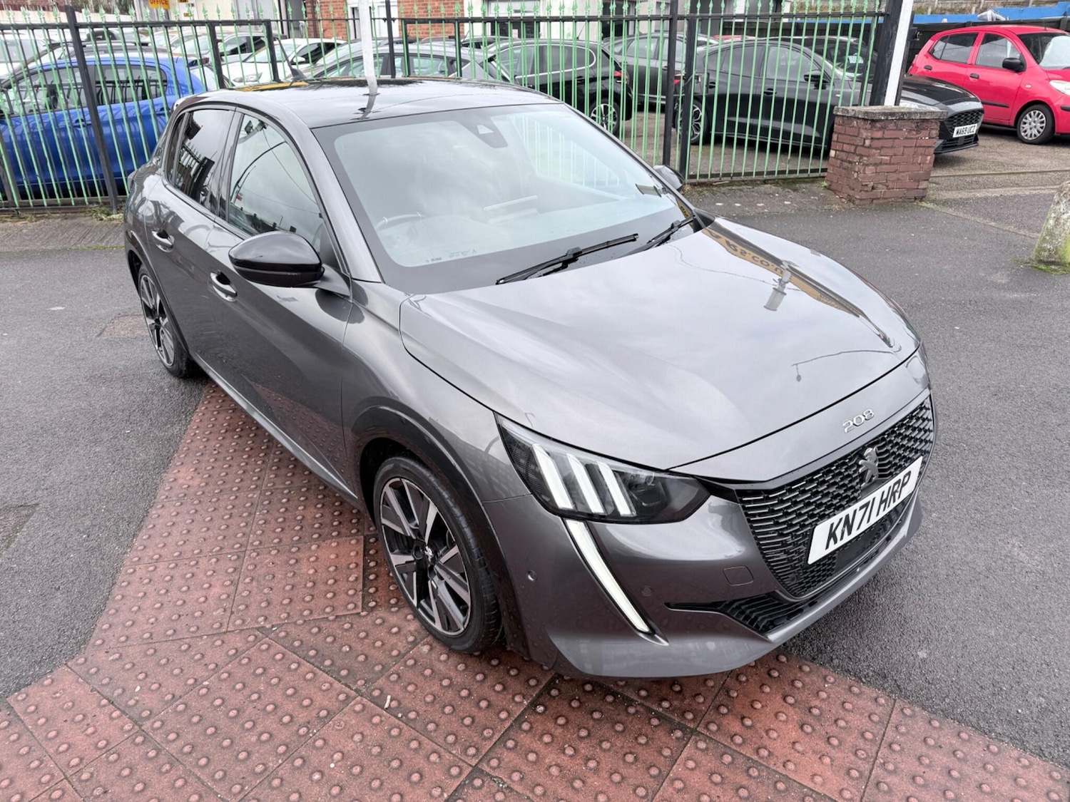 Used Peugeot 208 2021 for sale - 77320390: Photo 6