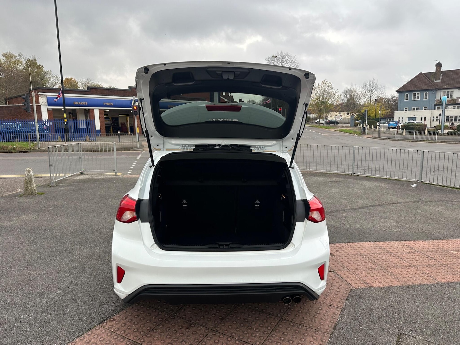 Used Ford Focus for sale - 77559678: Photo 25