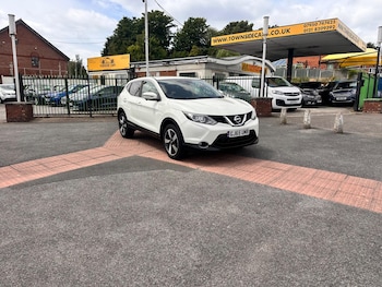 Used Nissan Qashqai 2015 for sale - 78902070: Photo