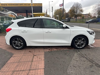 Used Ford Focus 2019 for sale - 76512462: Photo