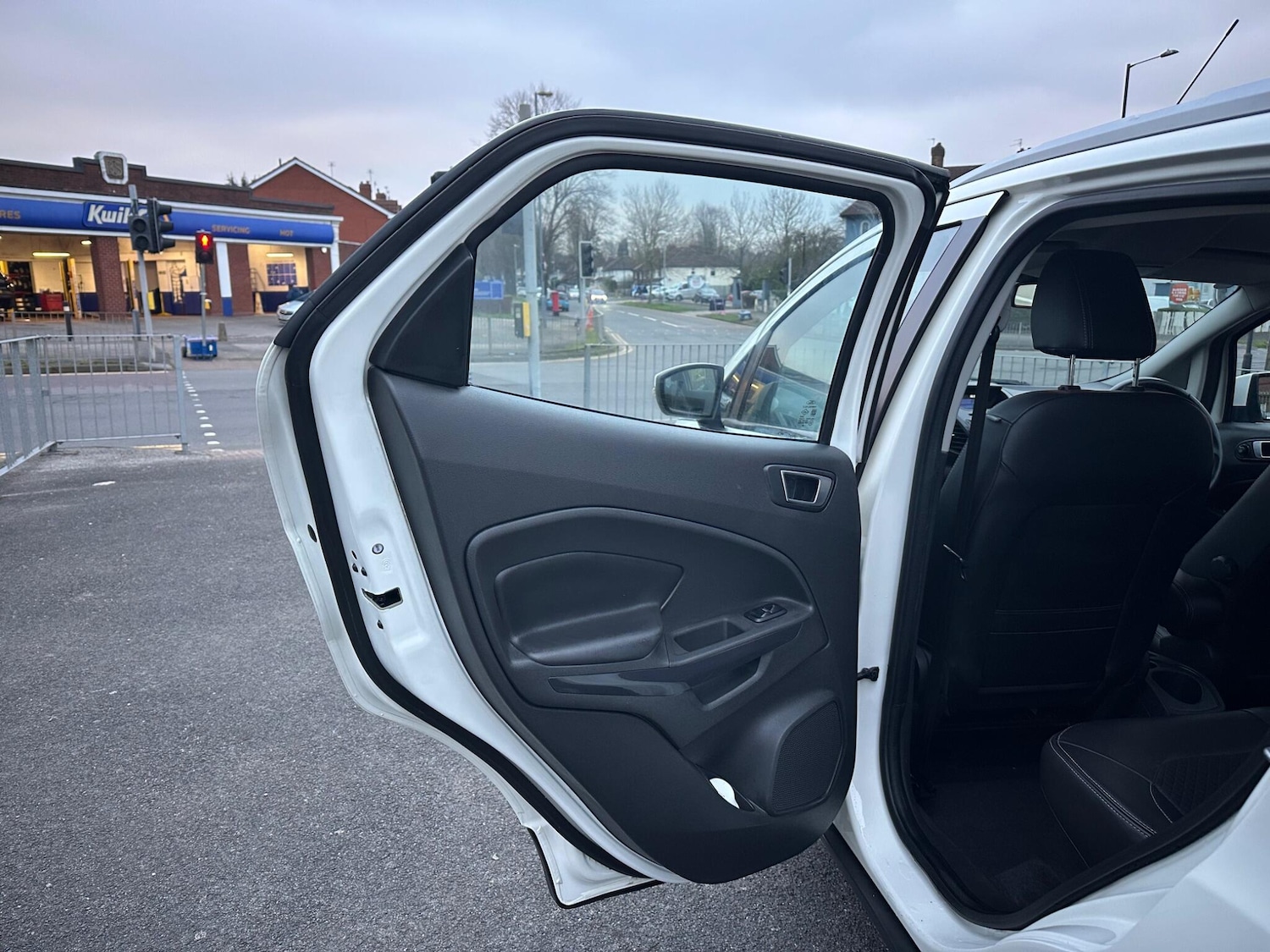 Used Ford Ecosport for sale - 77808936: Photo 31