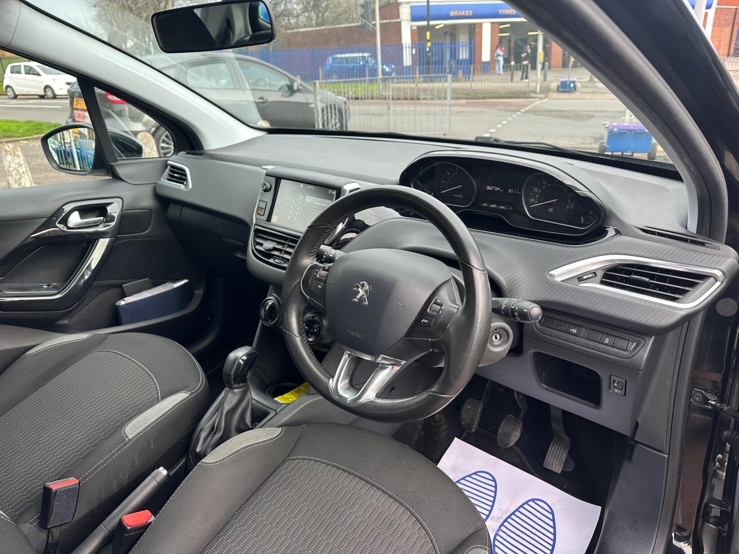 Used Peugeot 208 2016 for sale - 77793716: Photo 17