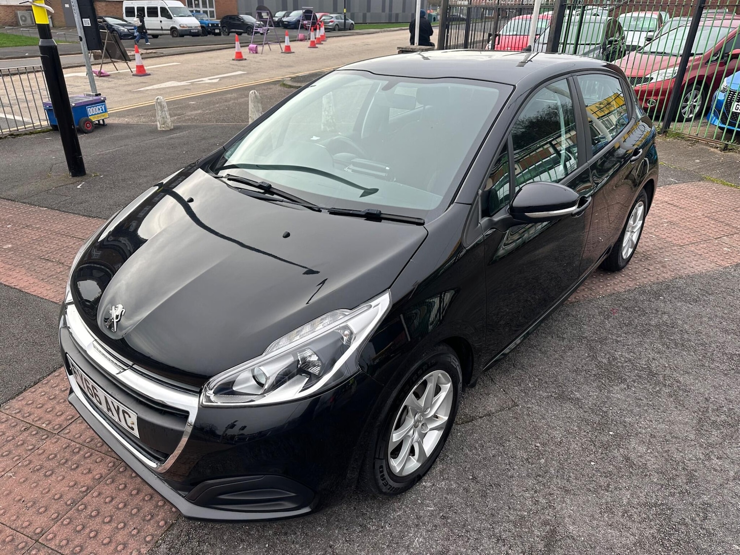 Used Peugeot 208 2016 for sale - 77793716: Photo 9