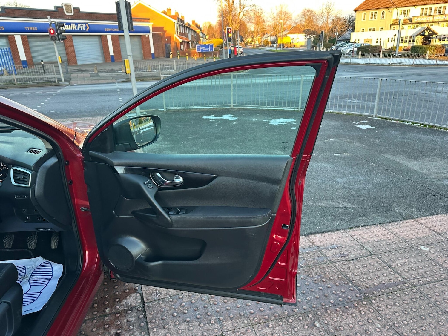 Used Nissan Qashqai 2015 for sale - 77103572: Photo 24