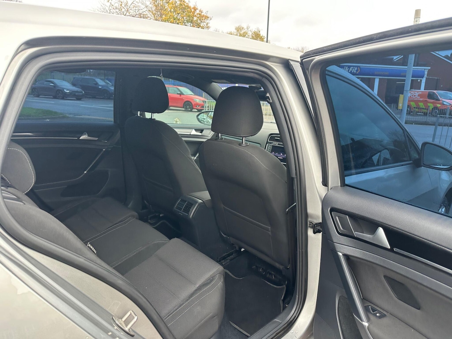 Used Volkswagen Golf 2022 for sale - 76702125: Photo 25