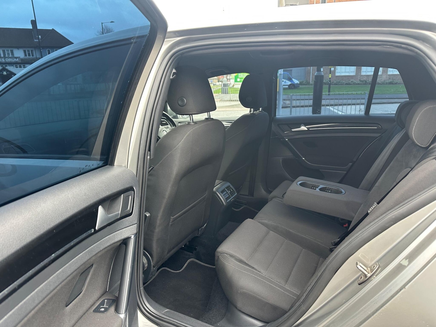 Used Volkswagen Golf 2022 for sale - 76702125: Photo 27