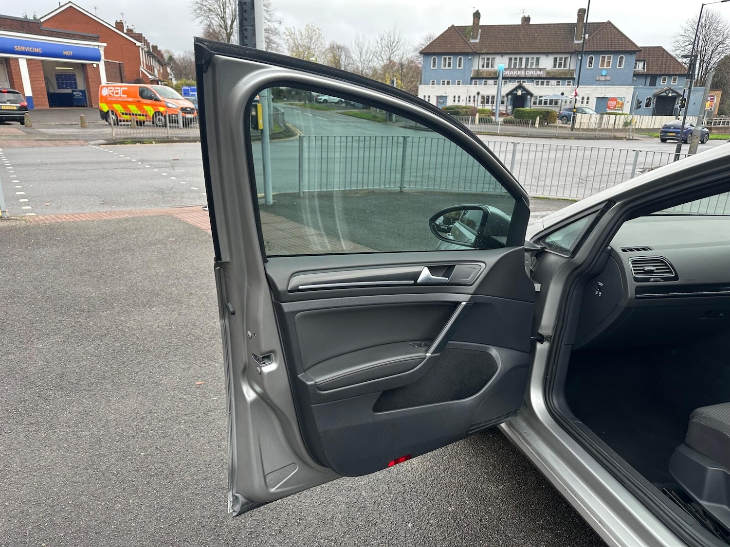 Used Volkswagen Golf 2022 for sale - 76702125: Photo 31