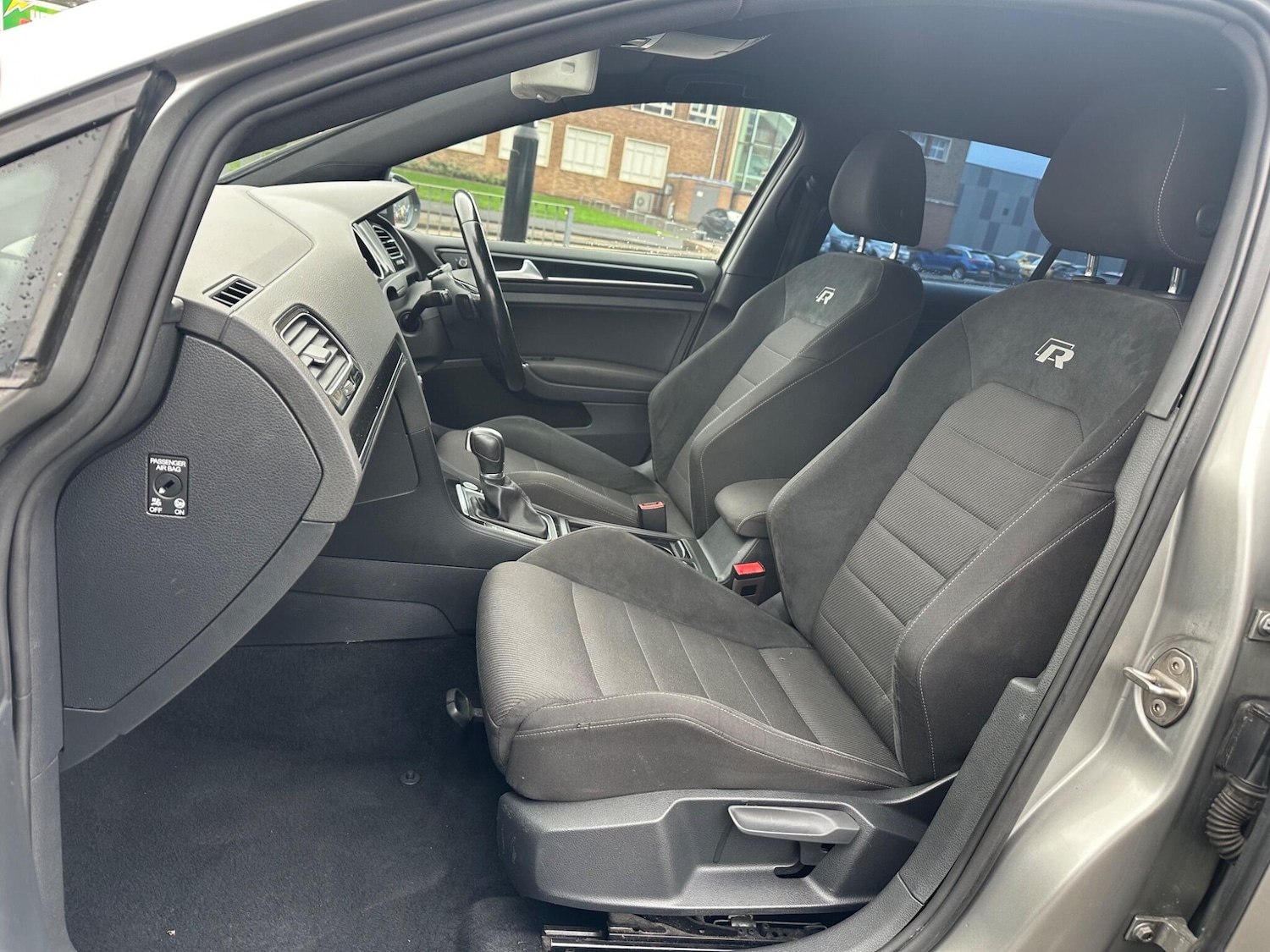 Used Volkswagen Golf 2022 for sale - 76702125: Photo 34