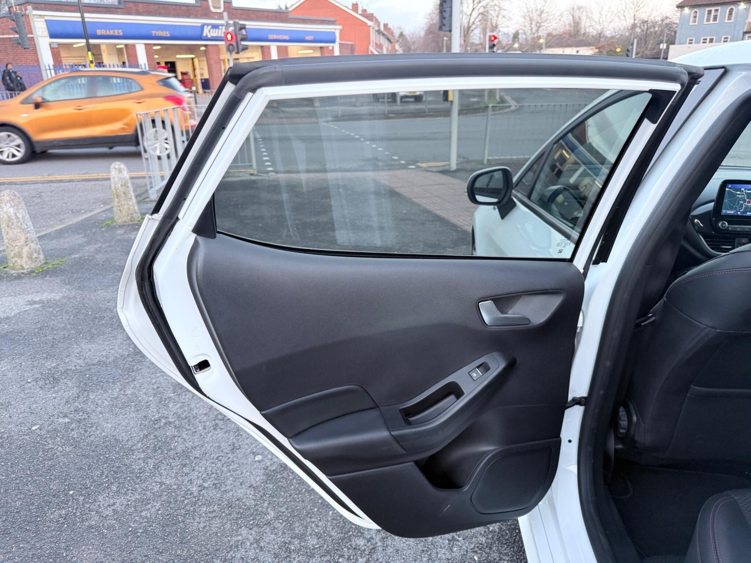 Used Ford Fiesta for sale - 78035083: Photo 28