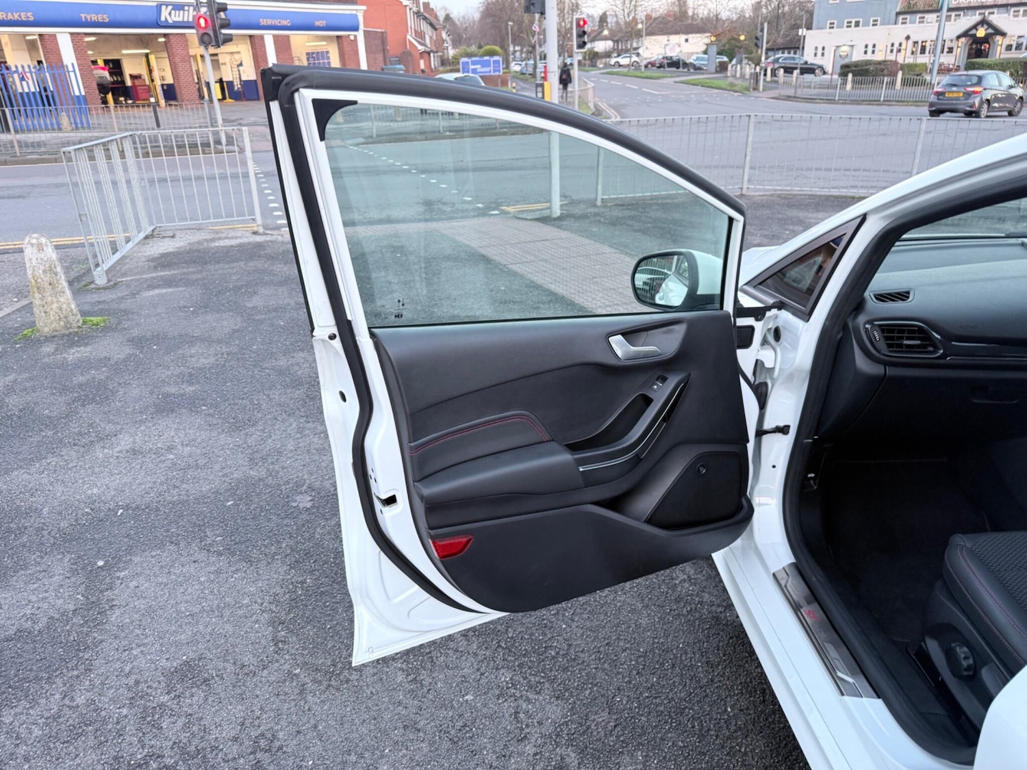 Used Ford Fiesta for sale - 78035083: Photo 31