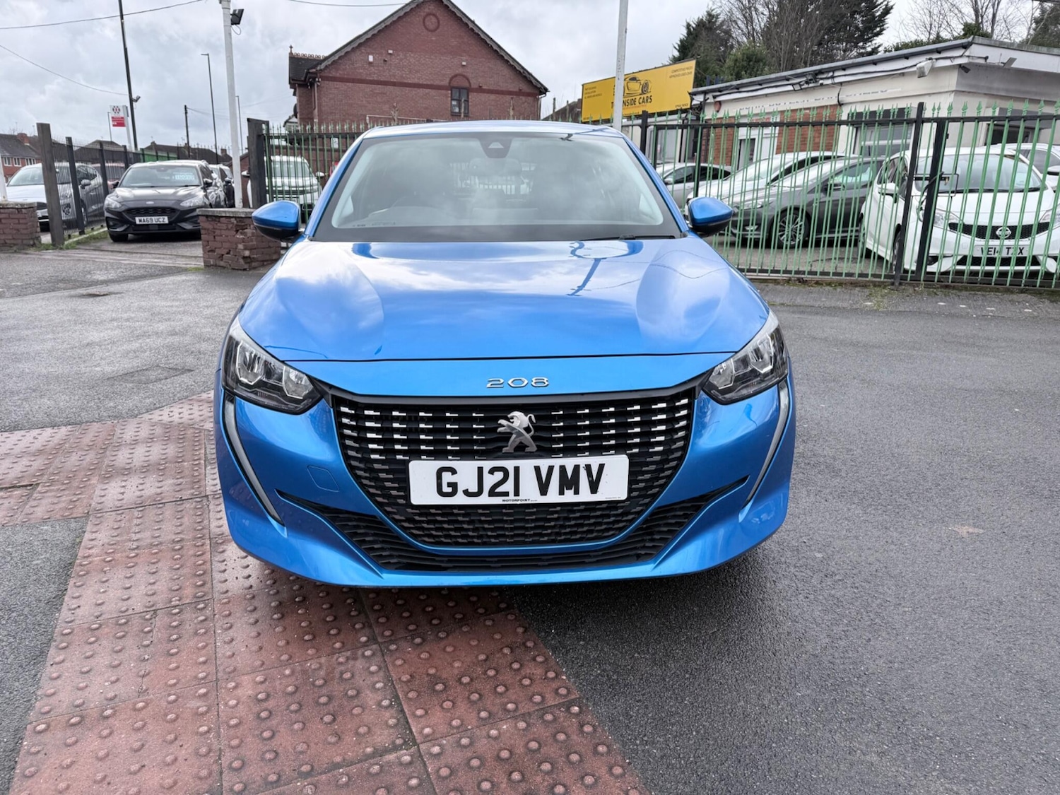 Used Peugeot 208 for sale - 77484339: Photo 2