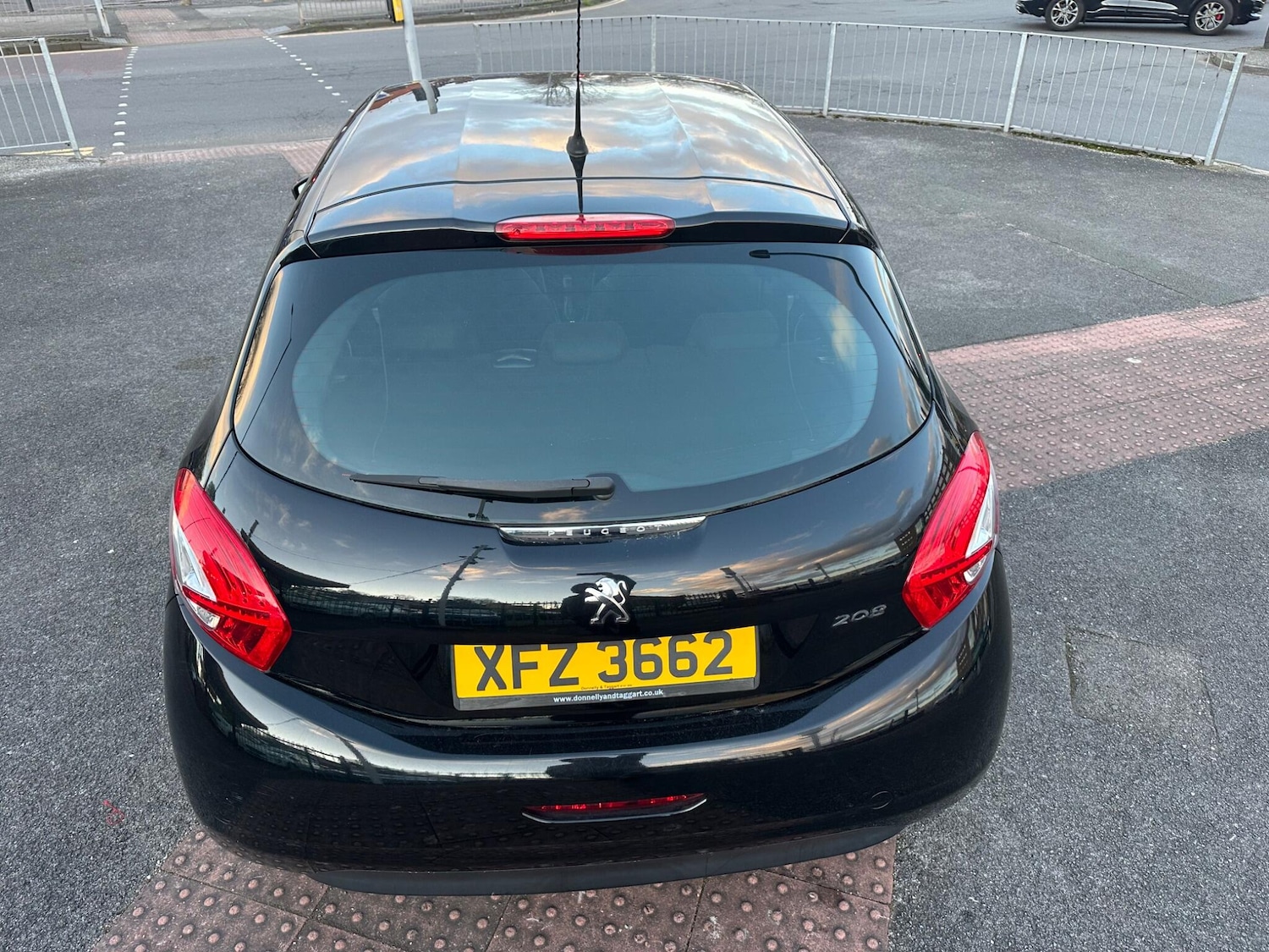 Used Peugeot 208 2015 for sale - 77853499: Photo 14