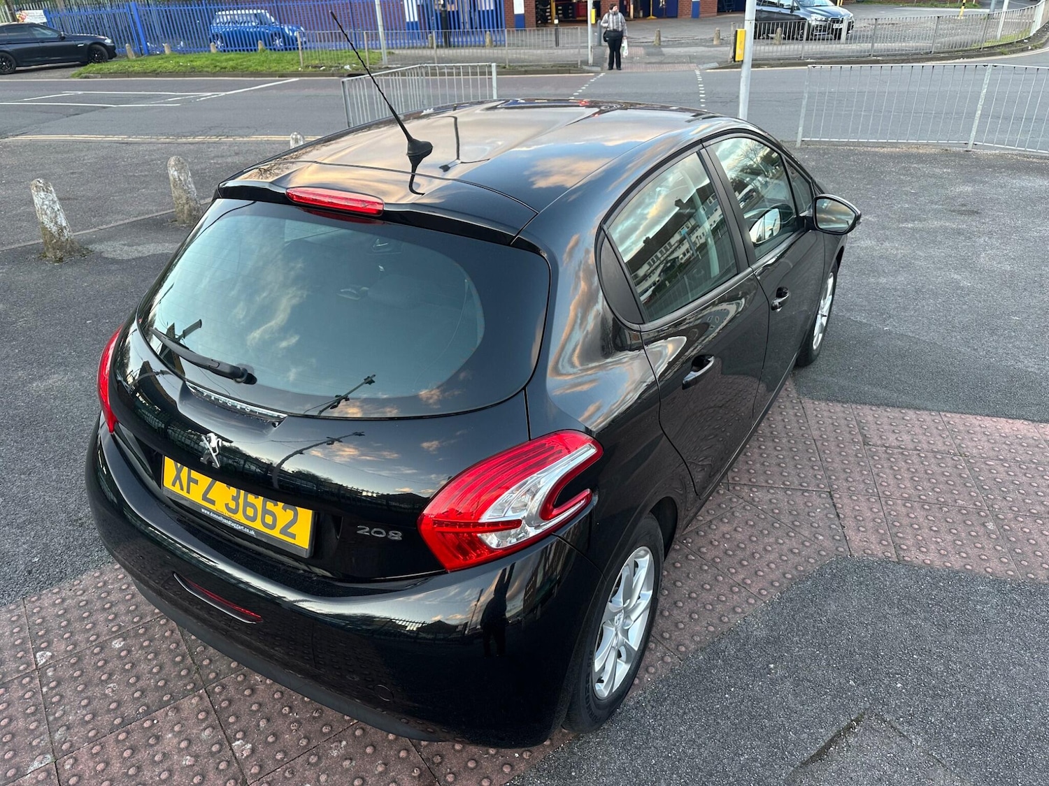 Used Peugeot 208 2015 for sale - 77853499: Photo 17