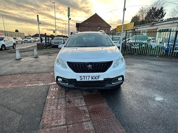 Used Peugeot 2008 2017 for sale - 76743139: Photo