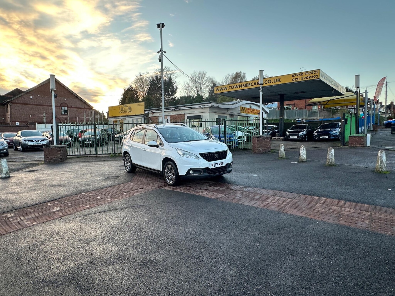 Used Peugeot 2008 2017 for sale - 76743139: Photo 5