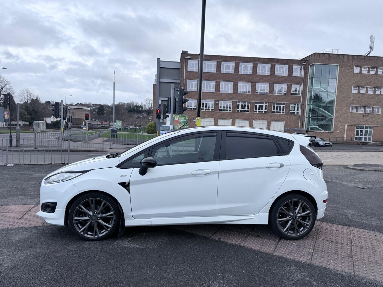 Used Ford Fiesta for sale - 77632965: Photo 8