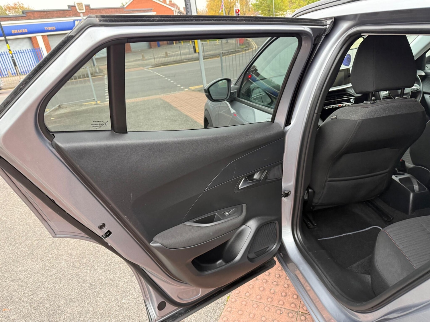 Used Peugeot 2008 2022 for sale - 76380988: Photo 16