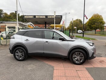 Used Peugeot 2008 2022 for sale - 76380988: Photo