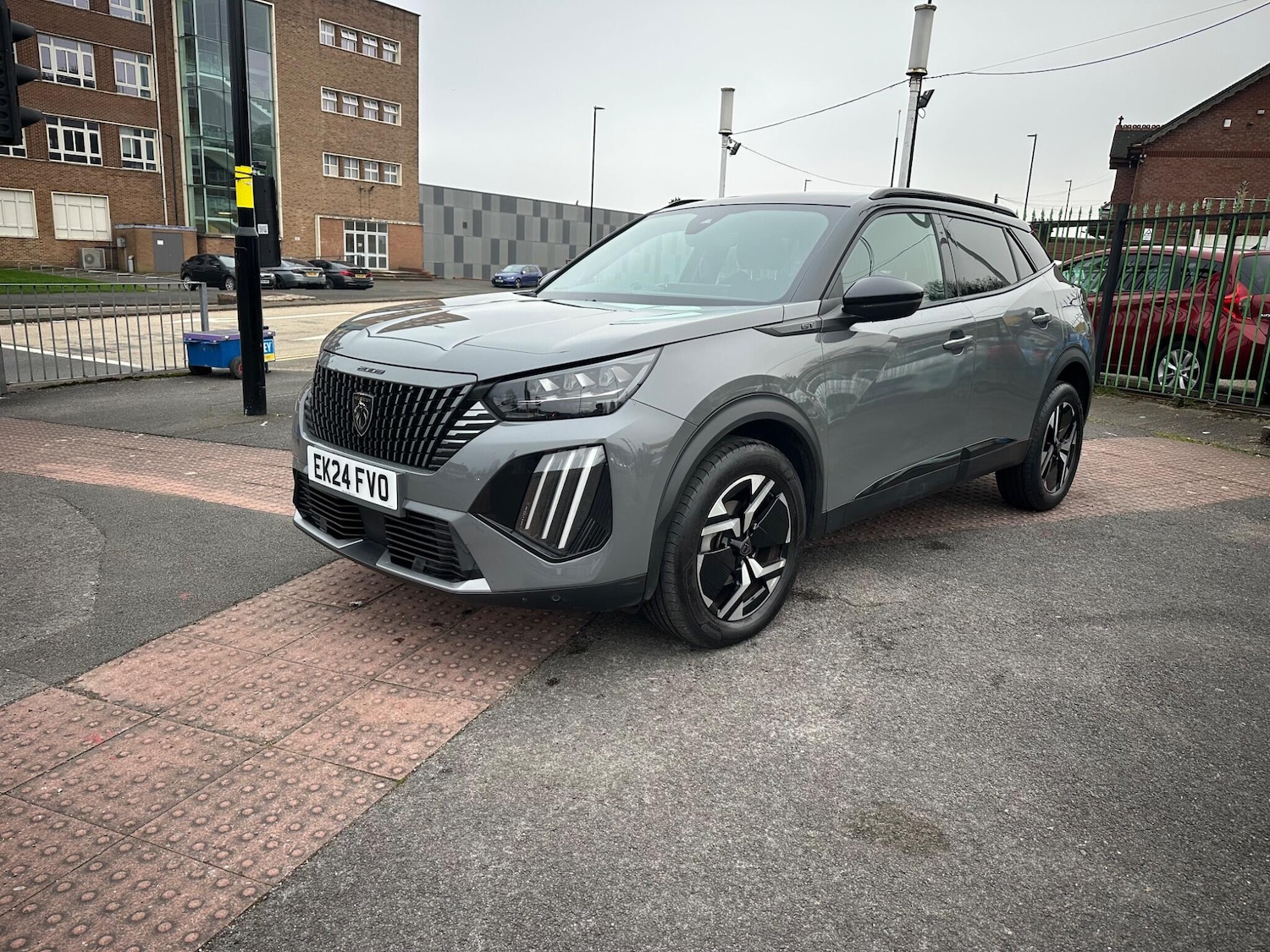 Used Peugeot 2008 for sale - 77882910: Photo 3