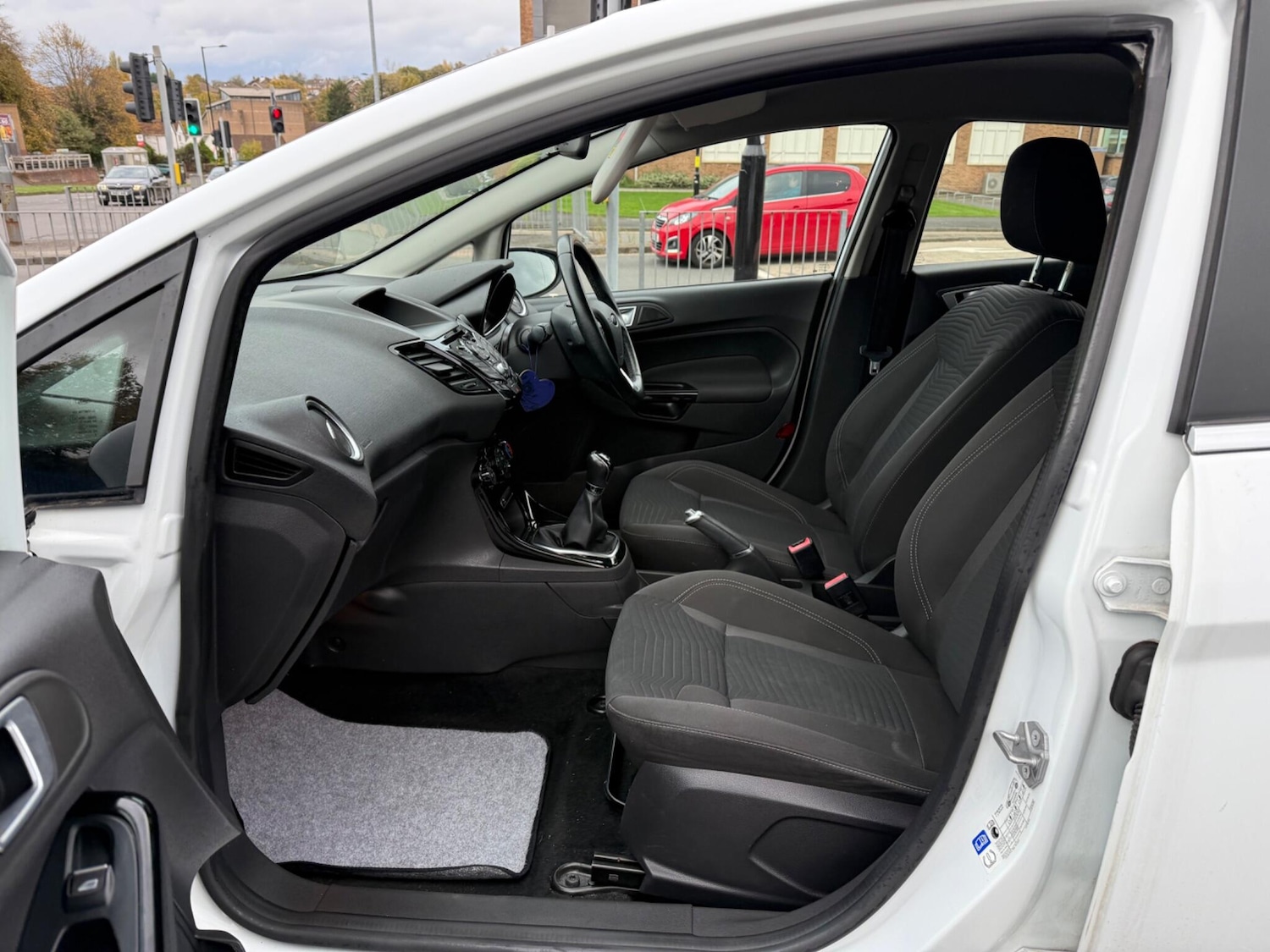 Used Ford Fiesta 2016 for sale - 76361307: Photo 21