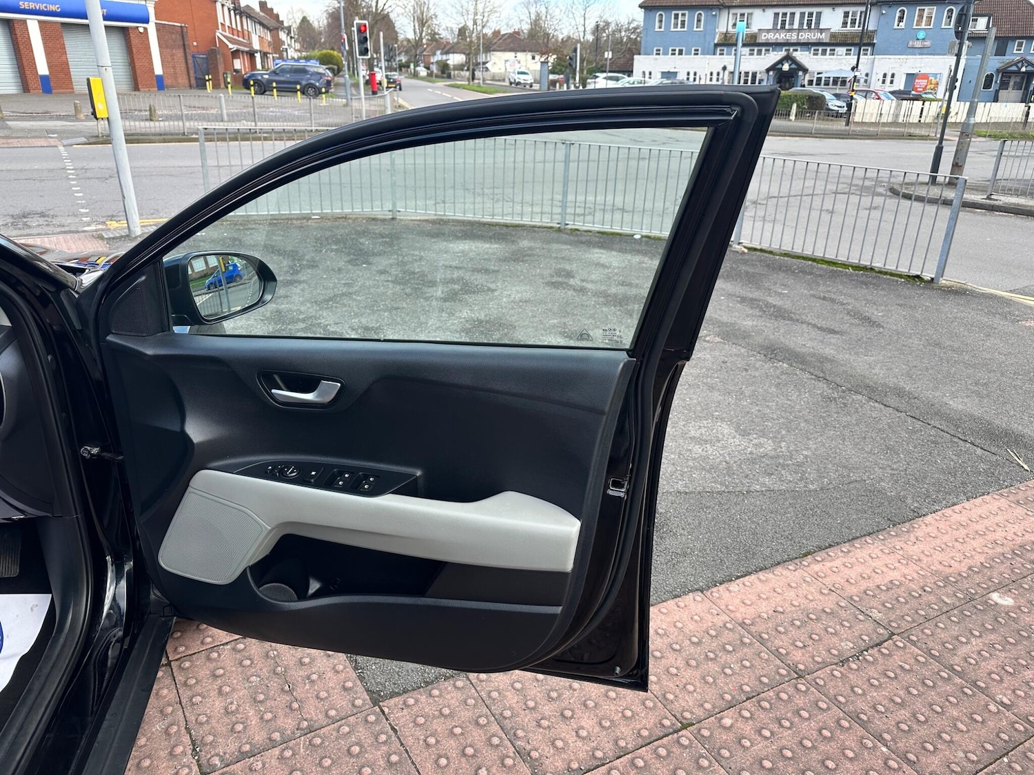 Used Kia Stonic for sale - 77704880: Photo 26