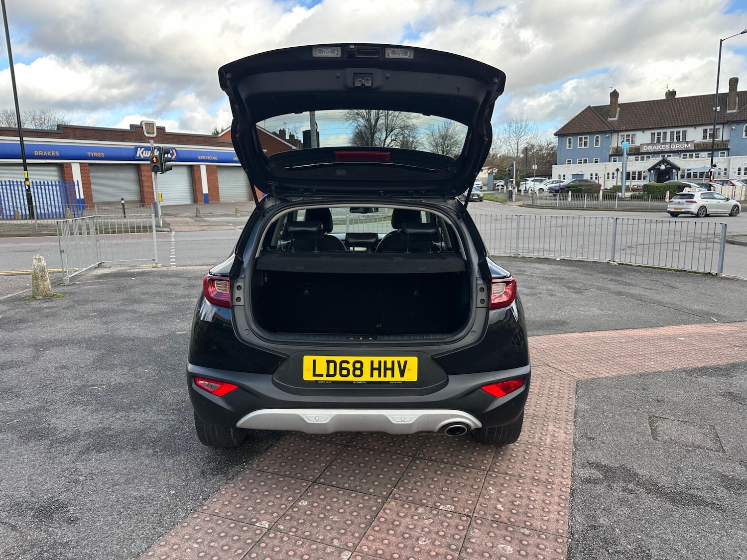 Used Kia Stonic for sale - 77704880: Photo 32