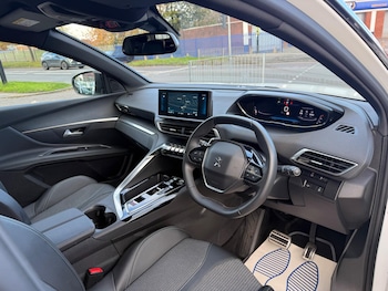 Used Peugeot 3008 2023 for sale - 76457778: Photo