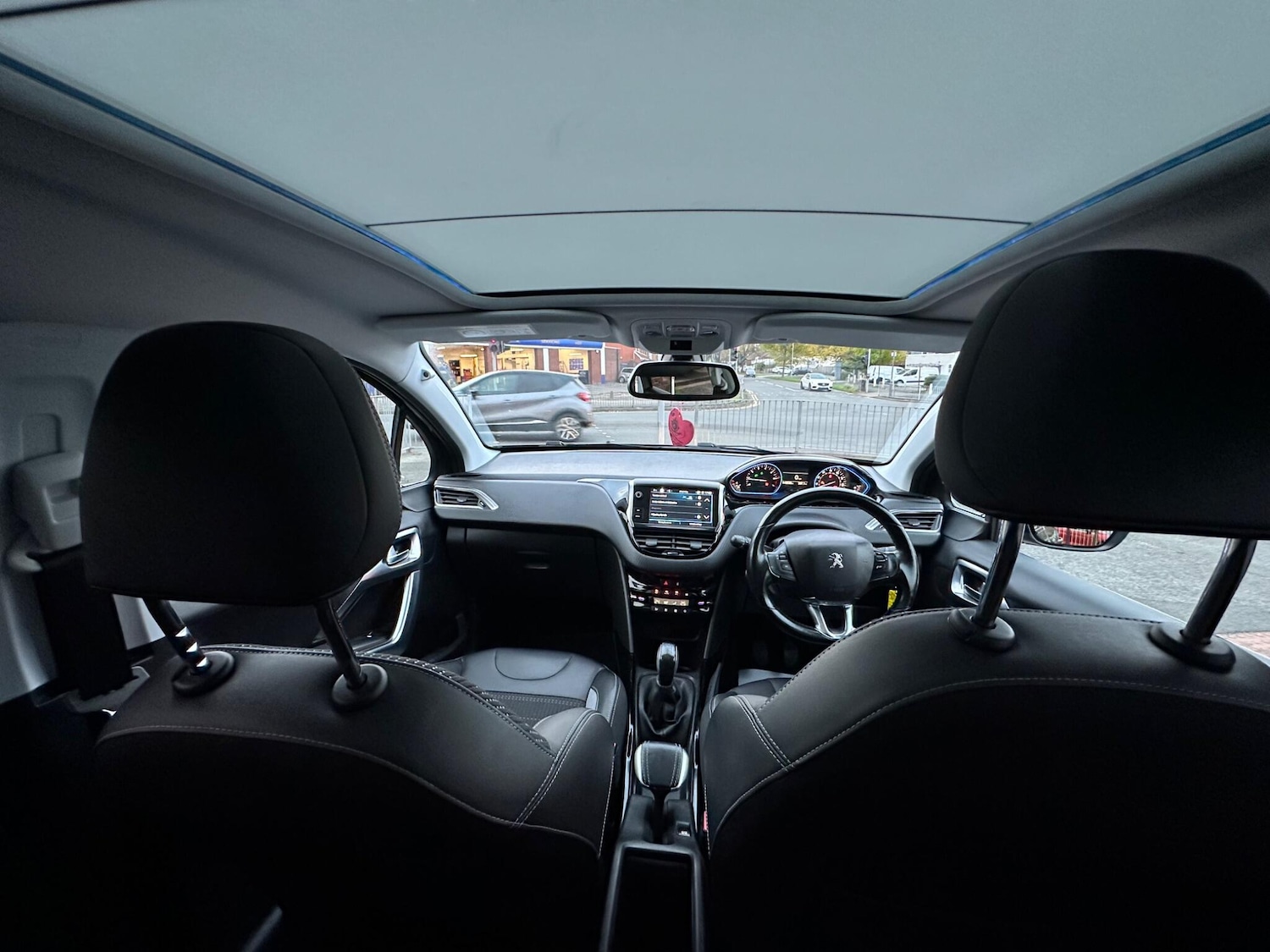 Used Peugeot 2008 2018 for sale - 76388612: Photo 28