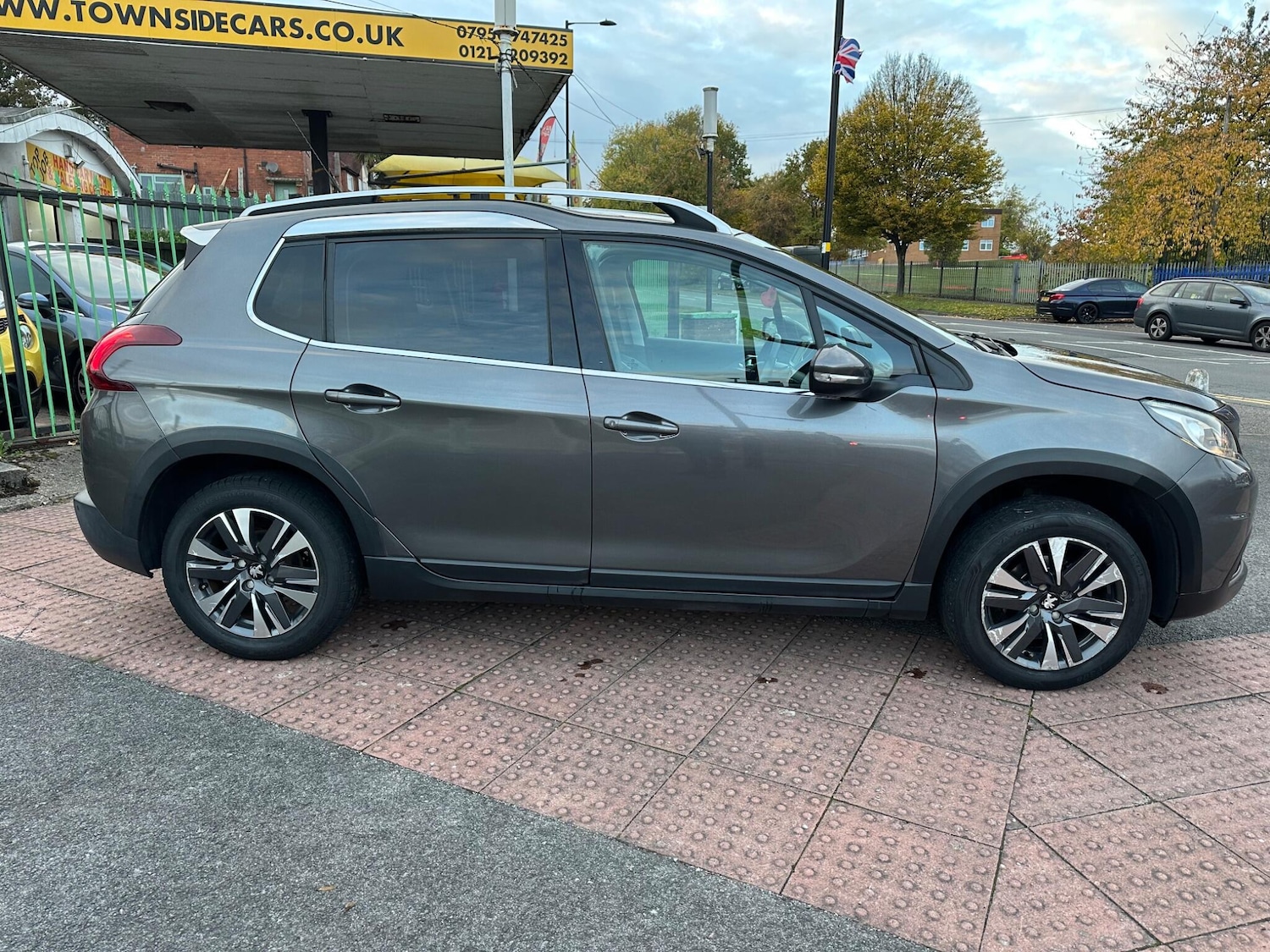 Used Peugeot 2008 2018 for sale - 76388612: Photo 3