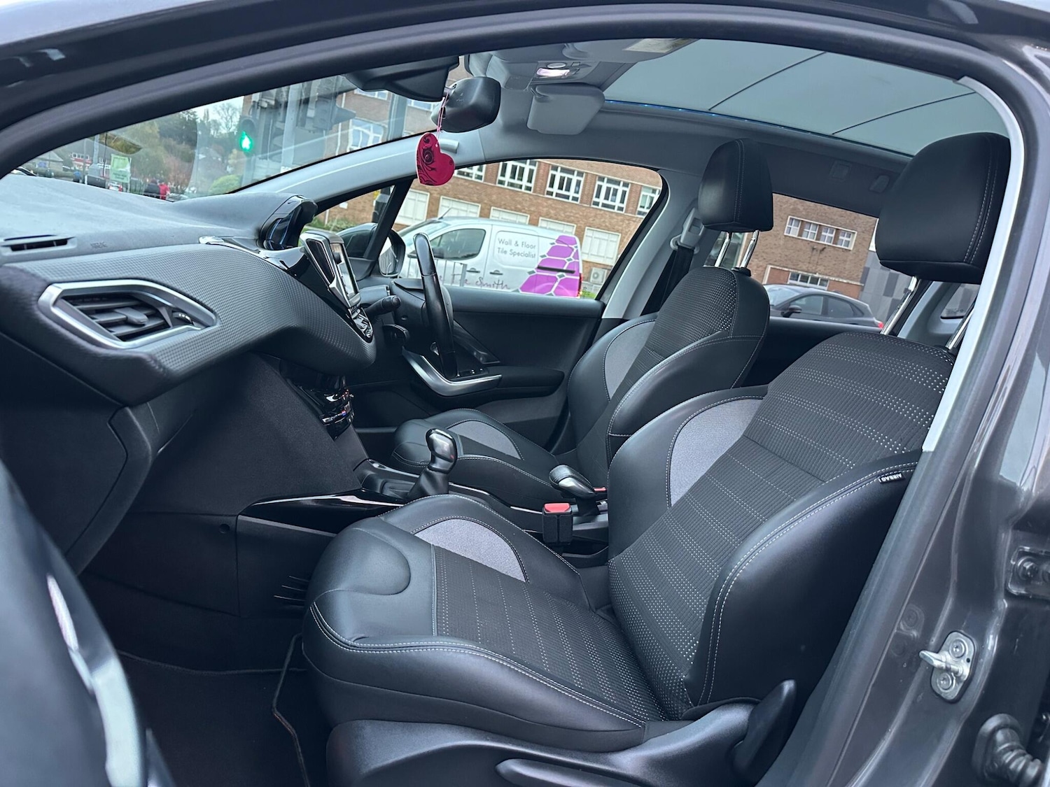 Used Peugeot 2008 2018 for sale - 76388612: Photo 34