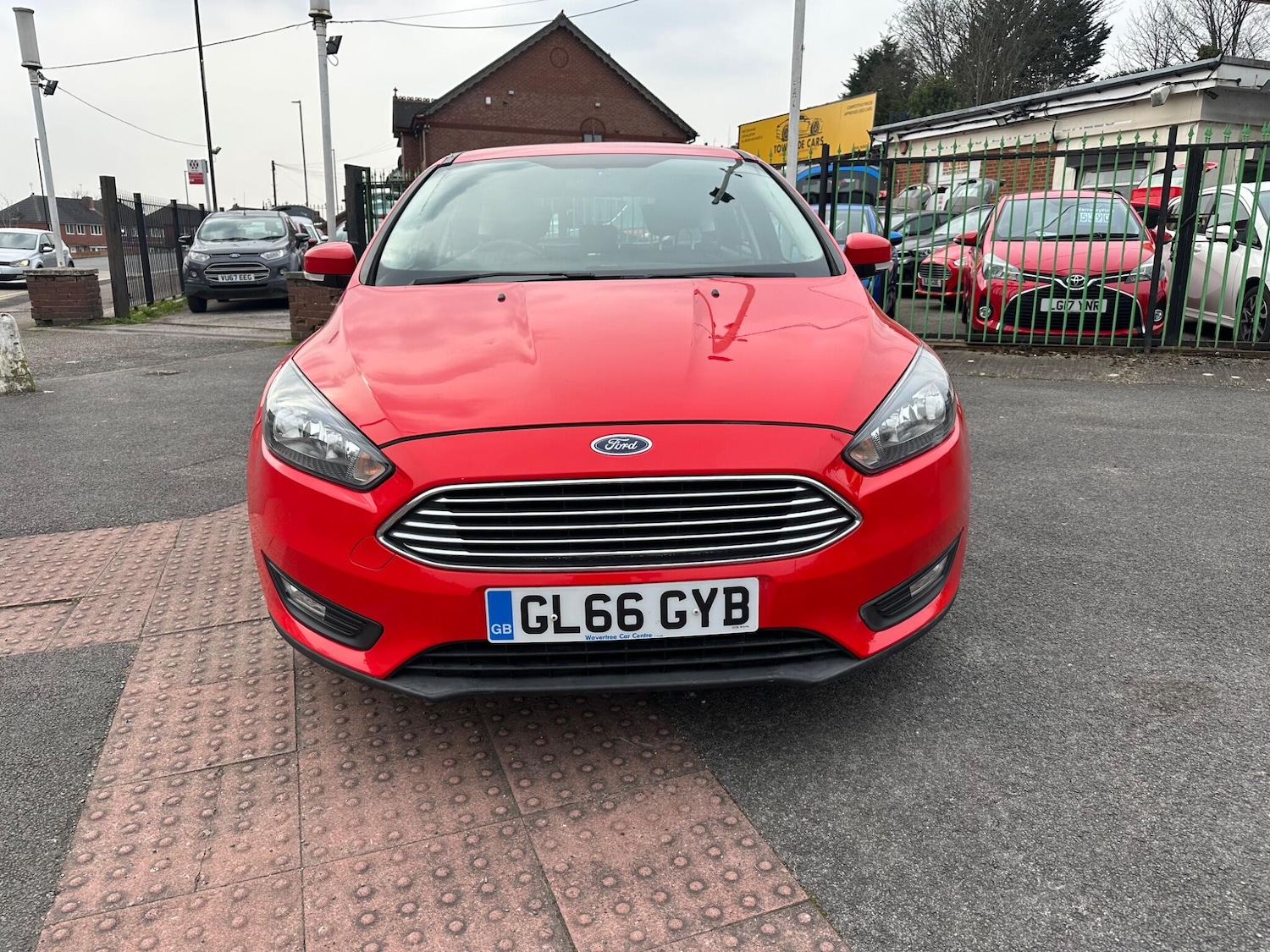 Used Ford Focus 2016 for sale - 77982677: Photo 2