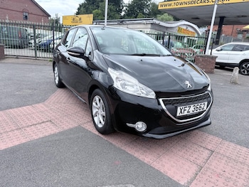 Used Peugeot 208 2015 for sale - 79075824: Photo
