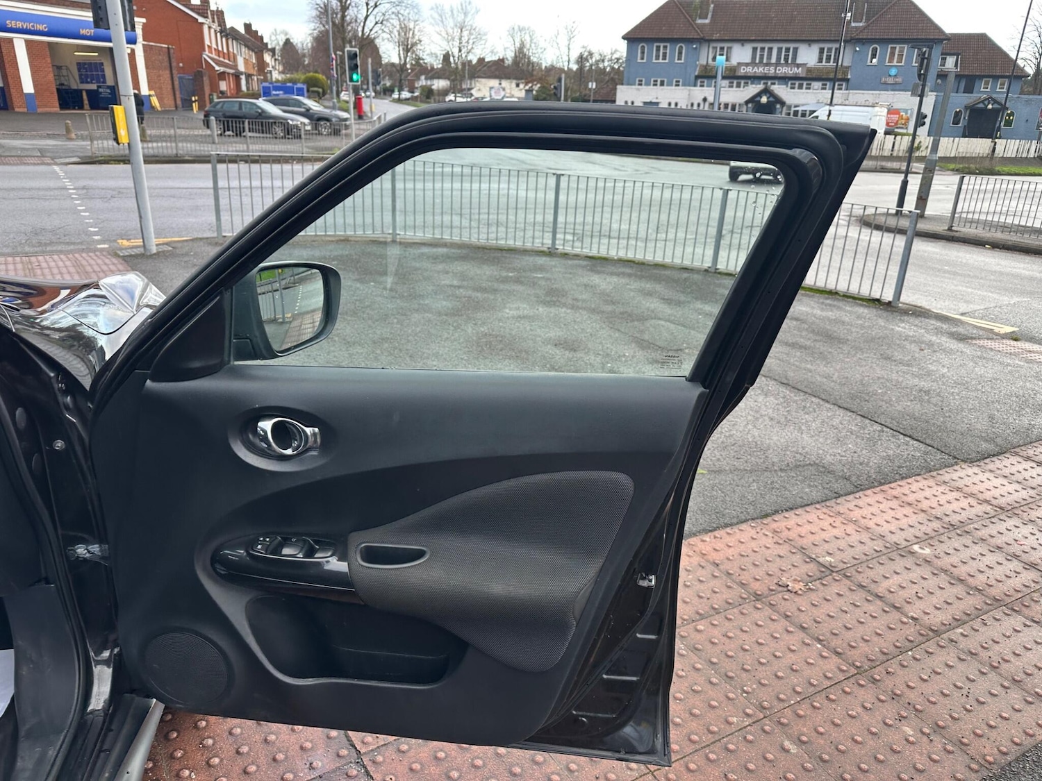 Used Nissan Juke 2015 for sale - 77130728: Photo 25