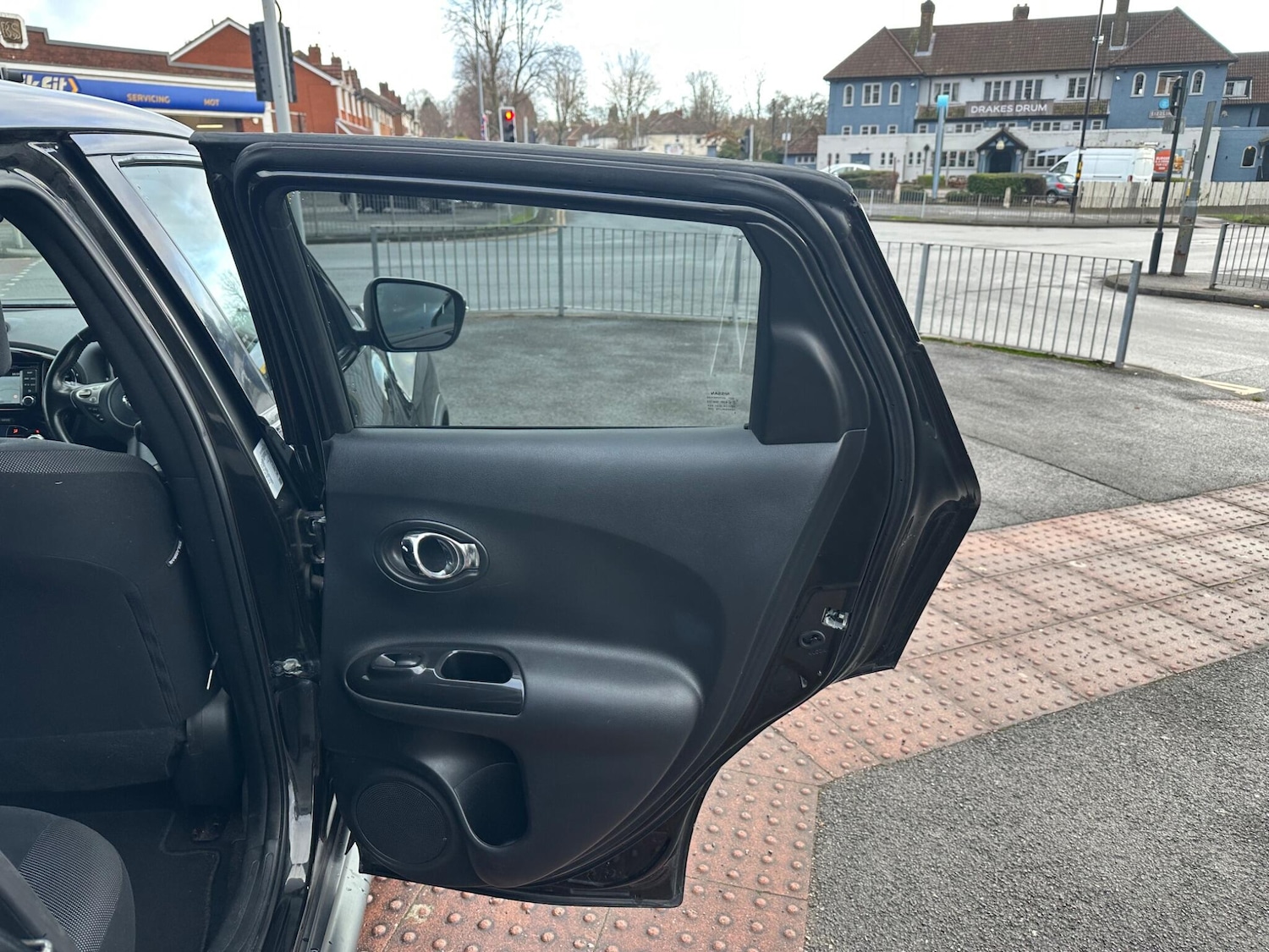 Used Nissan Juke 2015 for sale - 77130728: Photo 26