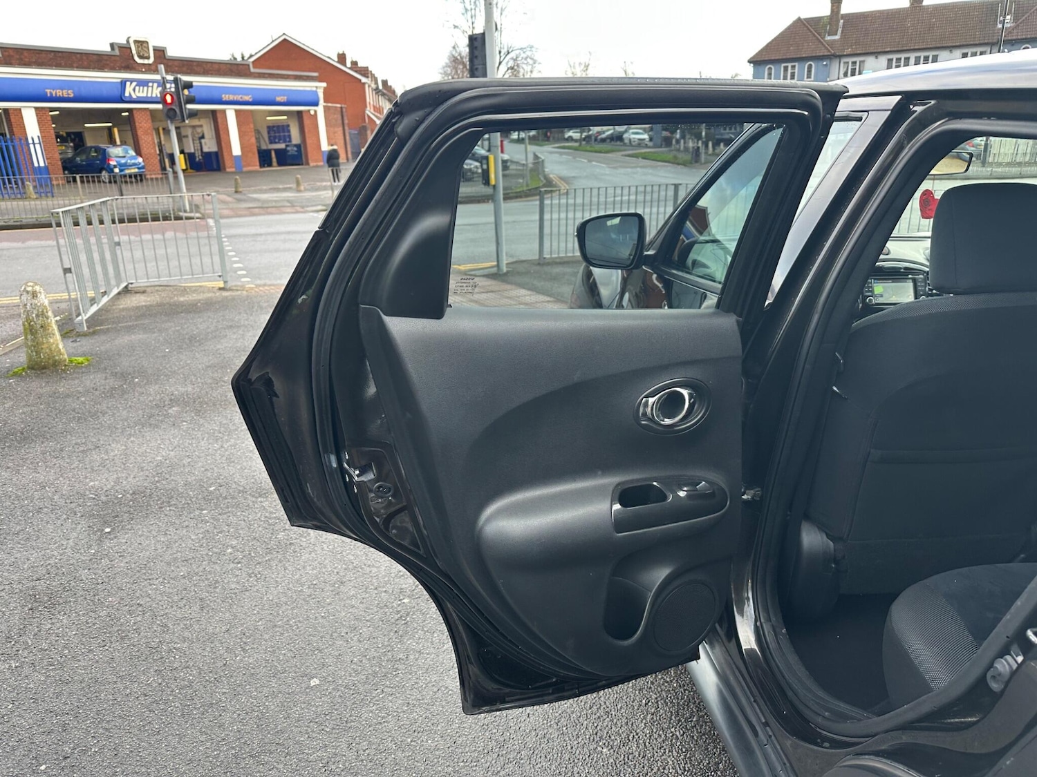 Used Nissan Juke 2015 for sale - 77130728: Photo 27