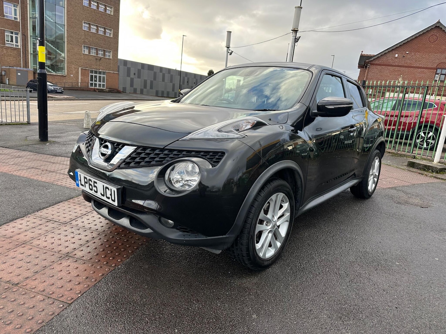 Used Nissan Juke 2015 for sale - 77130728: Photo 3