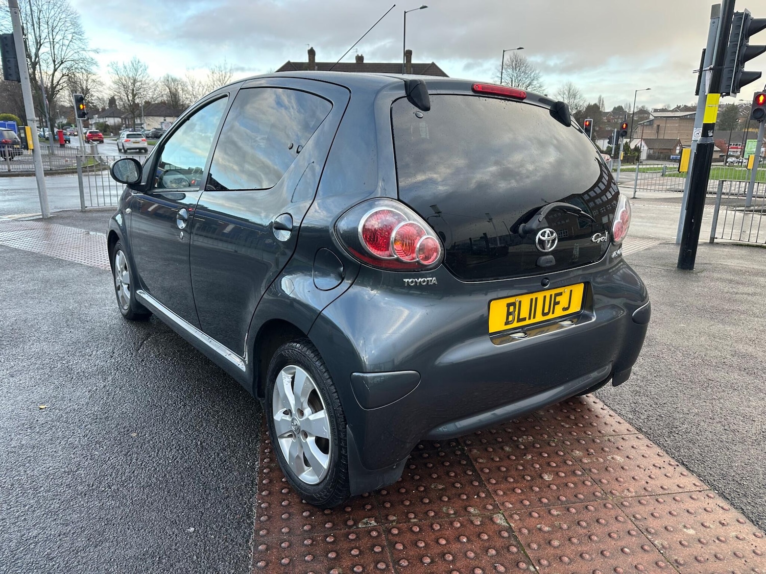 Used Toyota AYGO 2011 for sale - 76849913: Photo 4