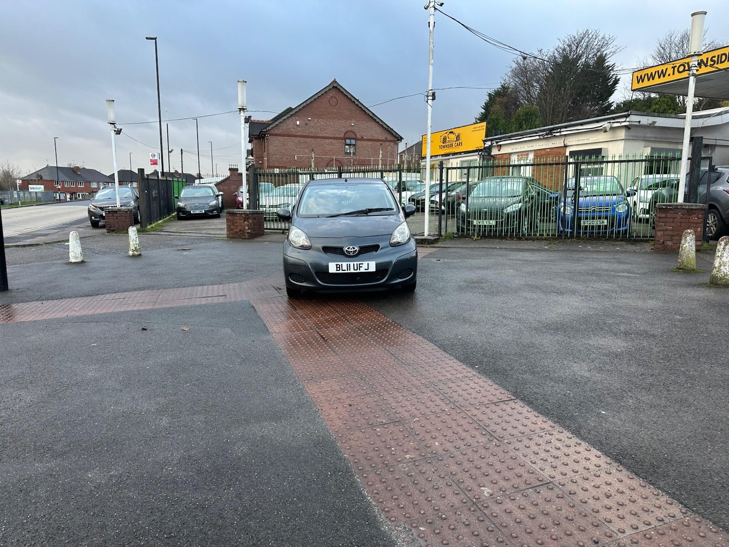 Used Toyota AYGO 2011 for sale - 76849913: Photo 7