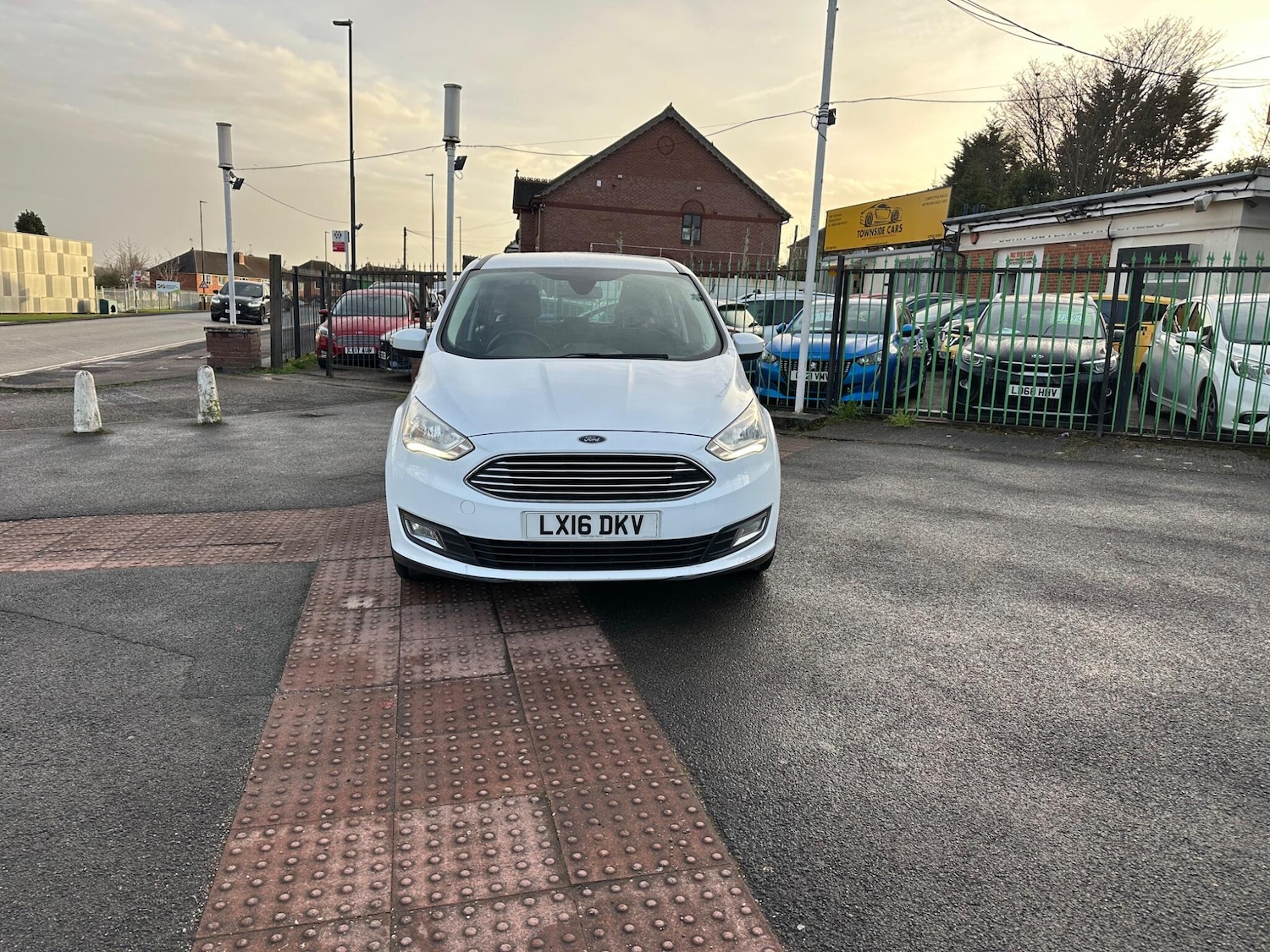 Used Ford Grand C-Max 2016 for sale - 78058563: Photo 11