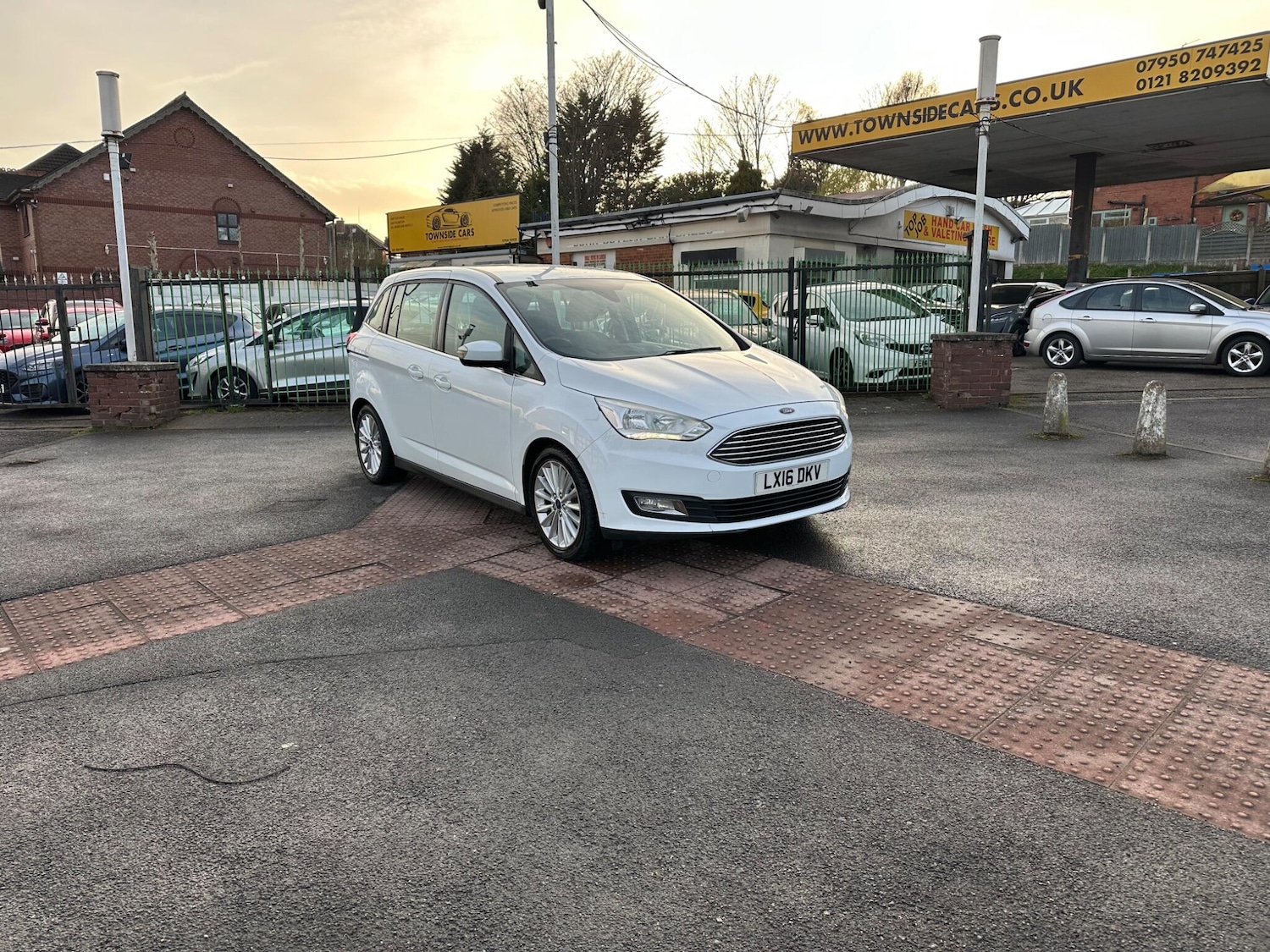 Used Ford Grand C-Max 2016 for sale - 78058563: Photo 12