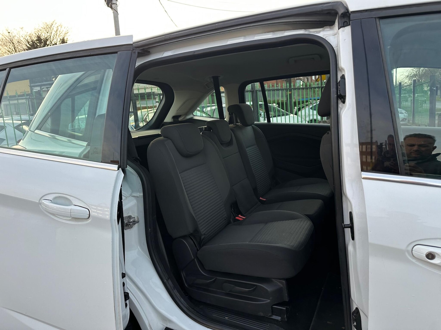 Used Ford Grand C-Max 2016 for sale - 78058563: Photo 21