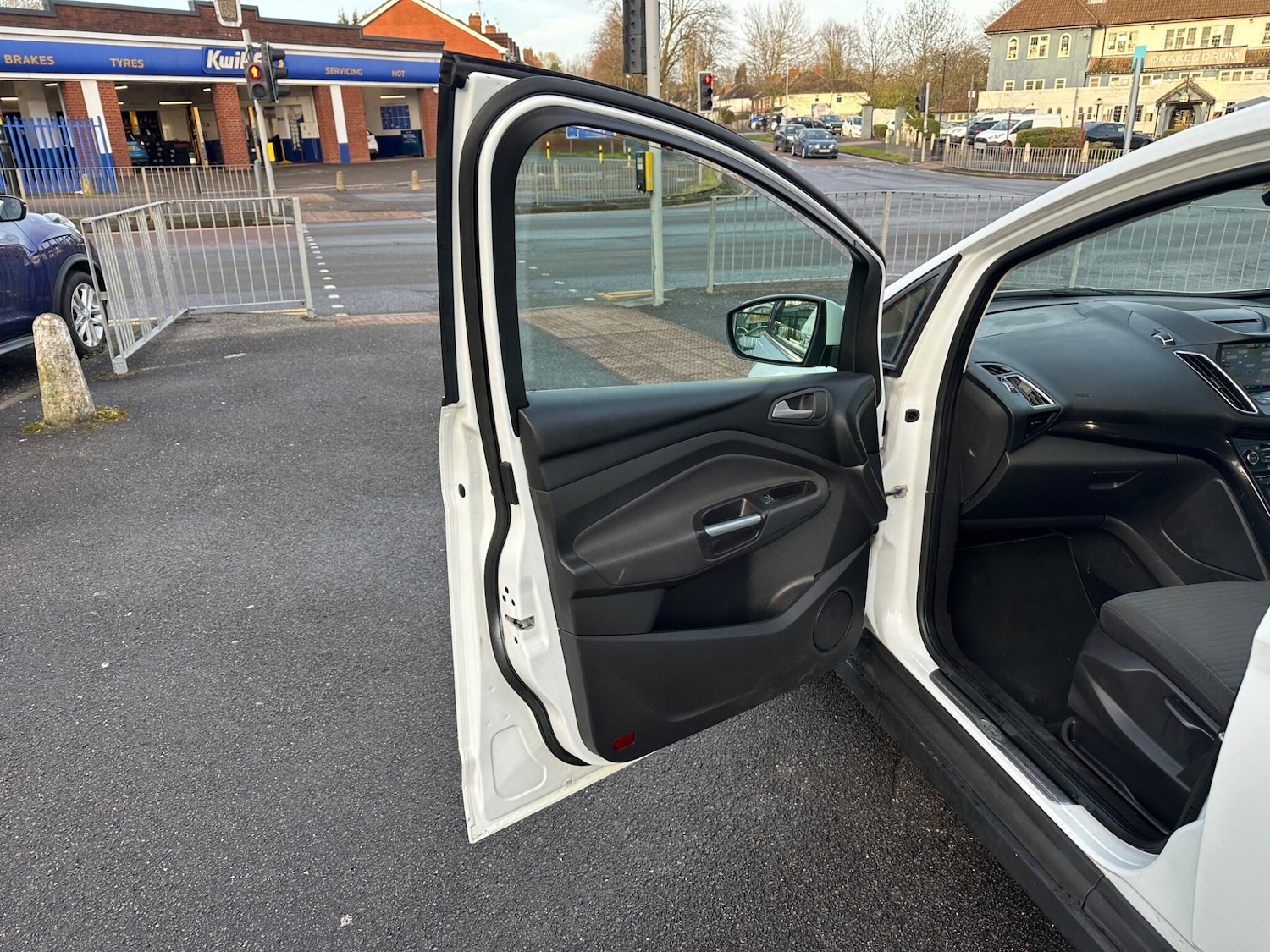 Used Ford Grand C-Max 2016 for sale - 78058563: Photo 28