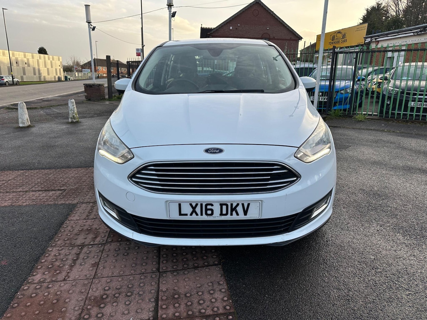 Used Ford Grand C-Max 2016 for sale - 78058563: Photo 34