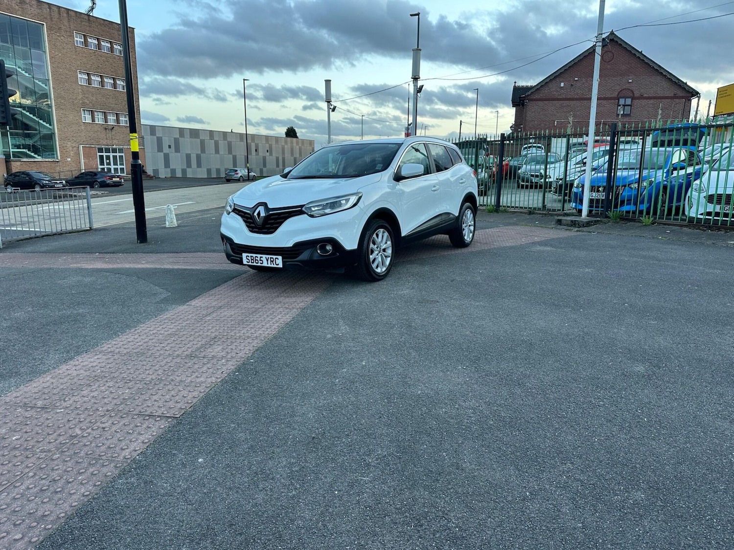 Used Renault Kadjar 2015 for sale - 77853835: Photo 10
