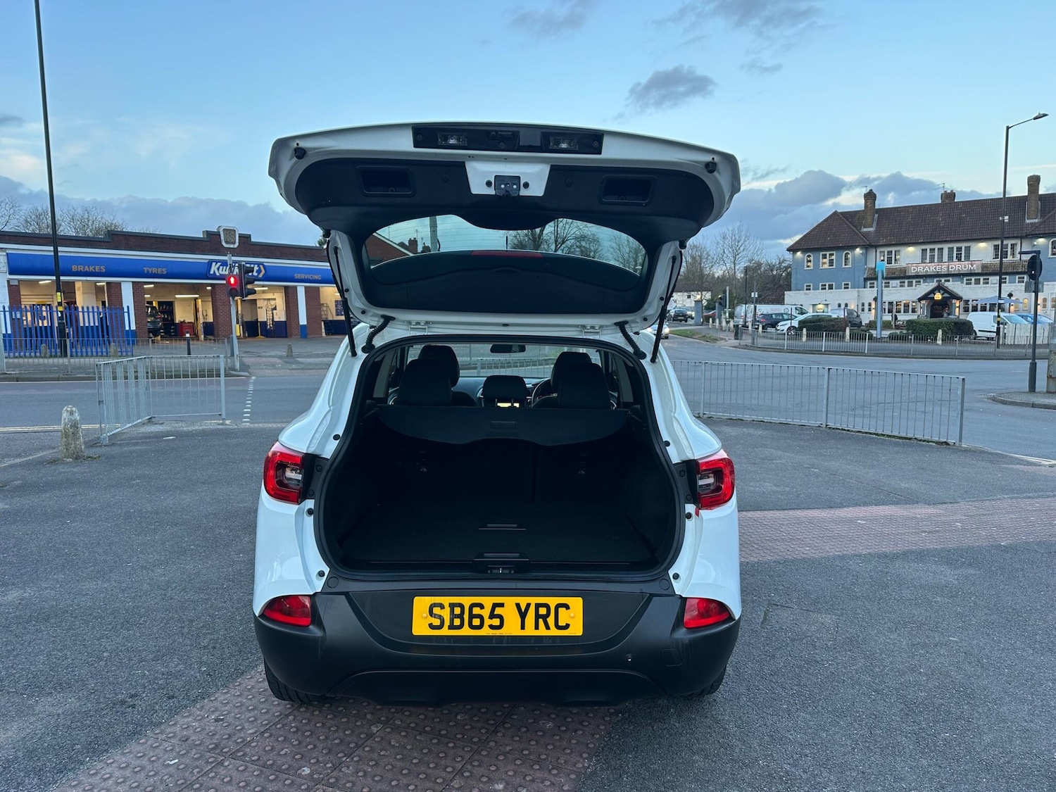 Used Renault Kadjar 2015 for sale - 77853835: Photo 15